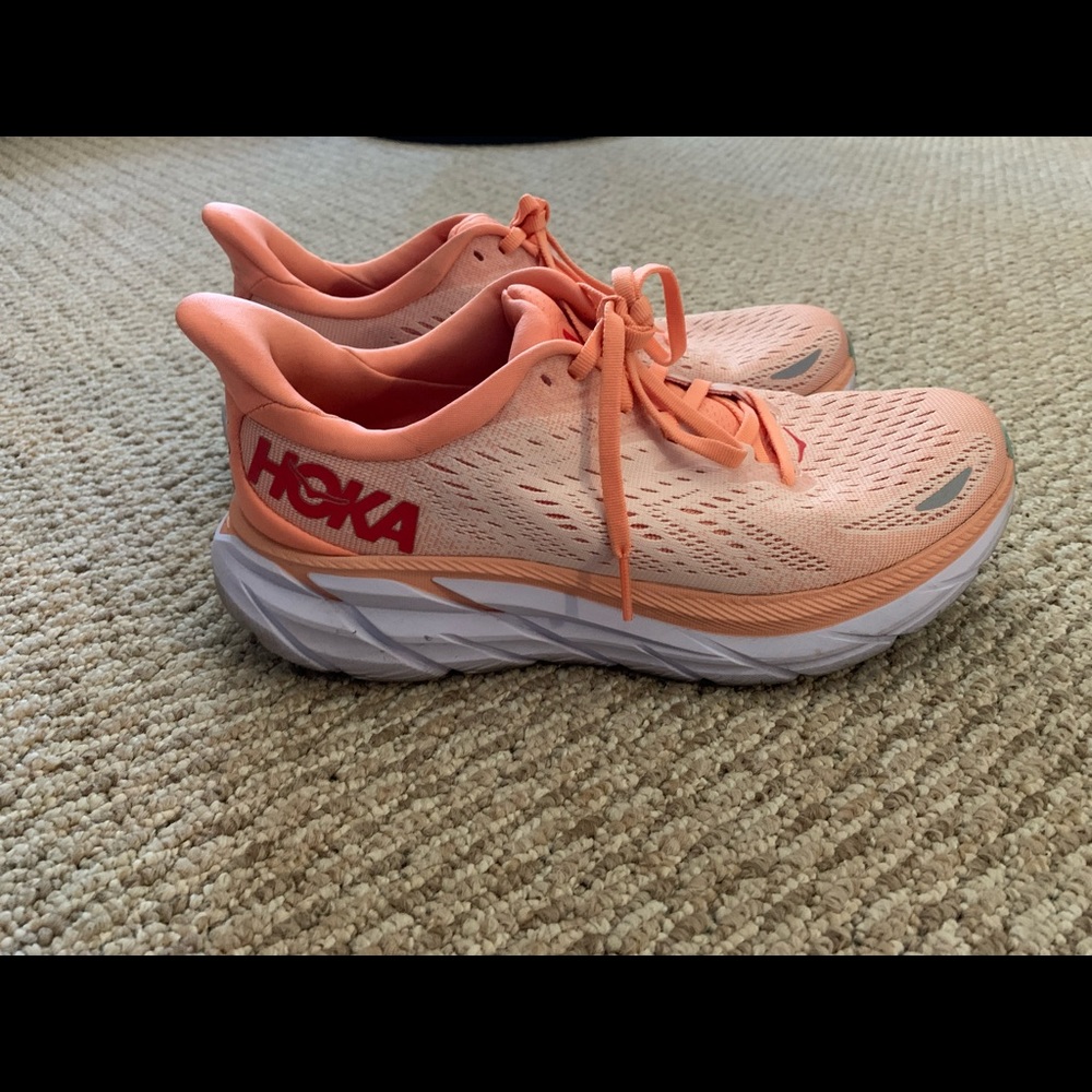 Hoka Clifton 8